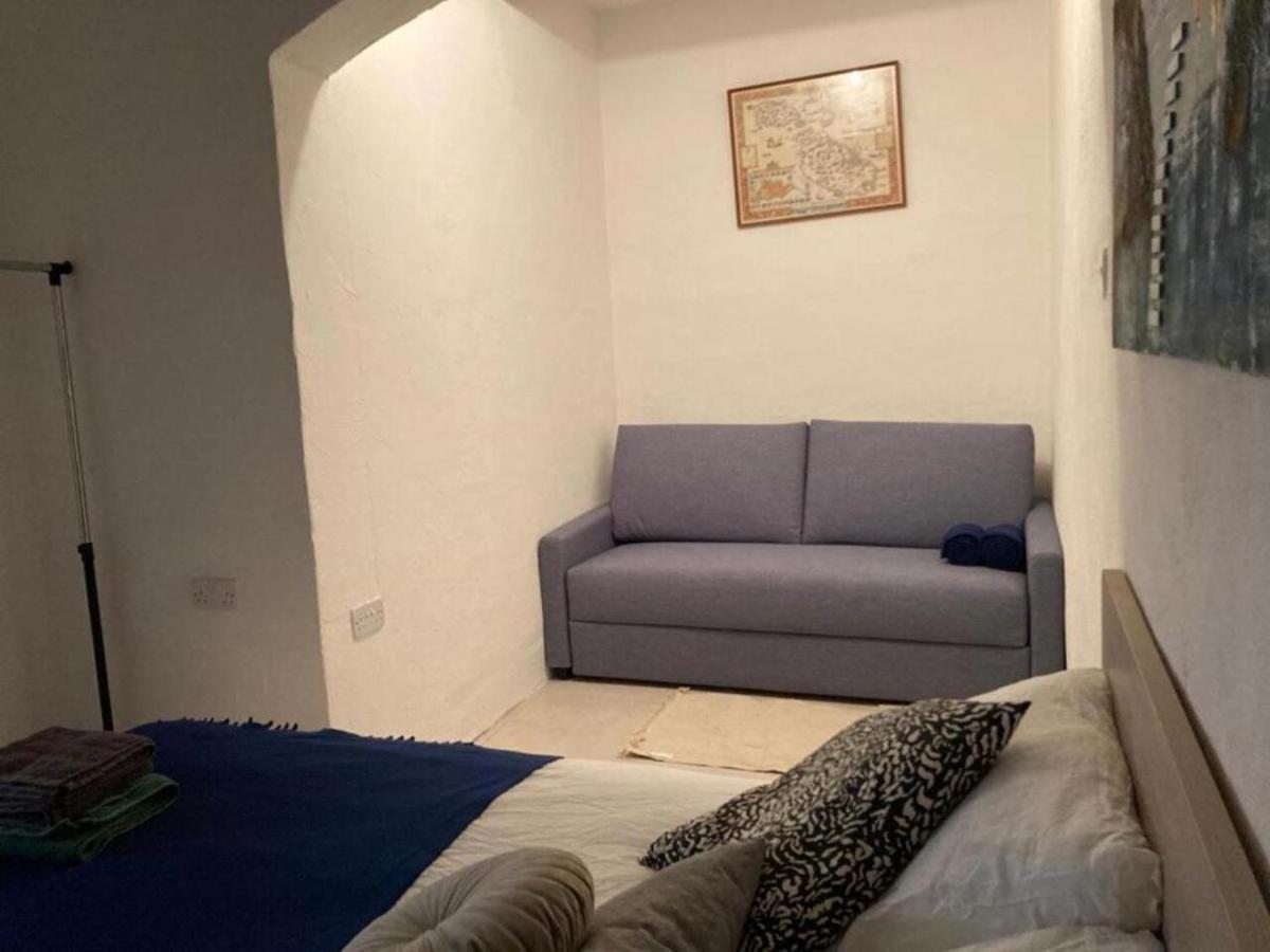 Cosy 1 Bedroom Maisonette In The Heart Of La Valletta Esterno foto